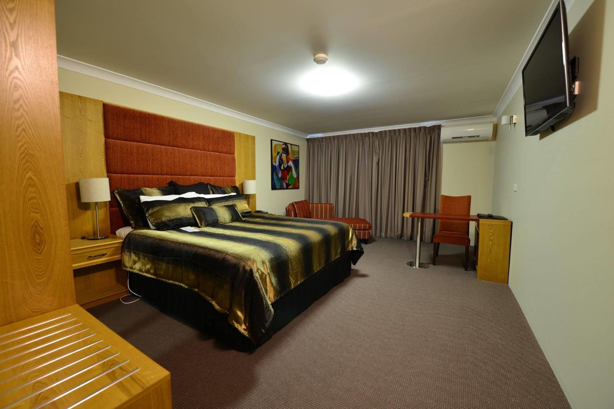 Winning Post Motor Inn Mudgee Eksteriør billede